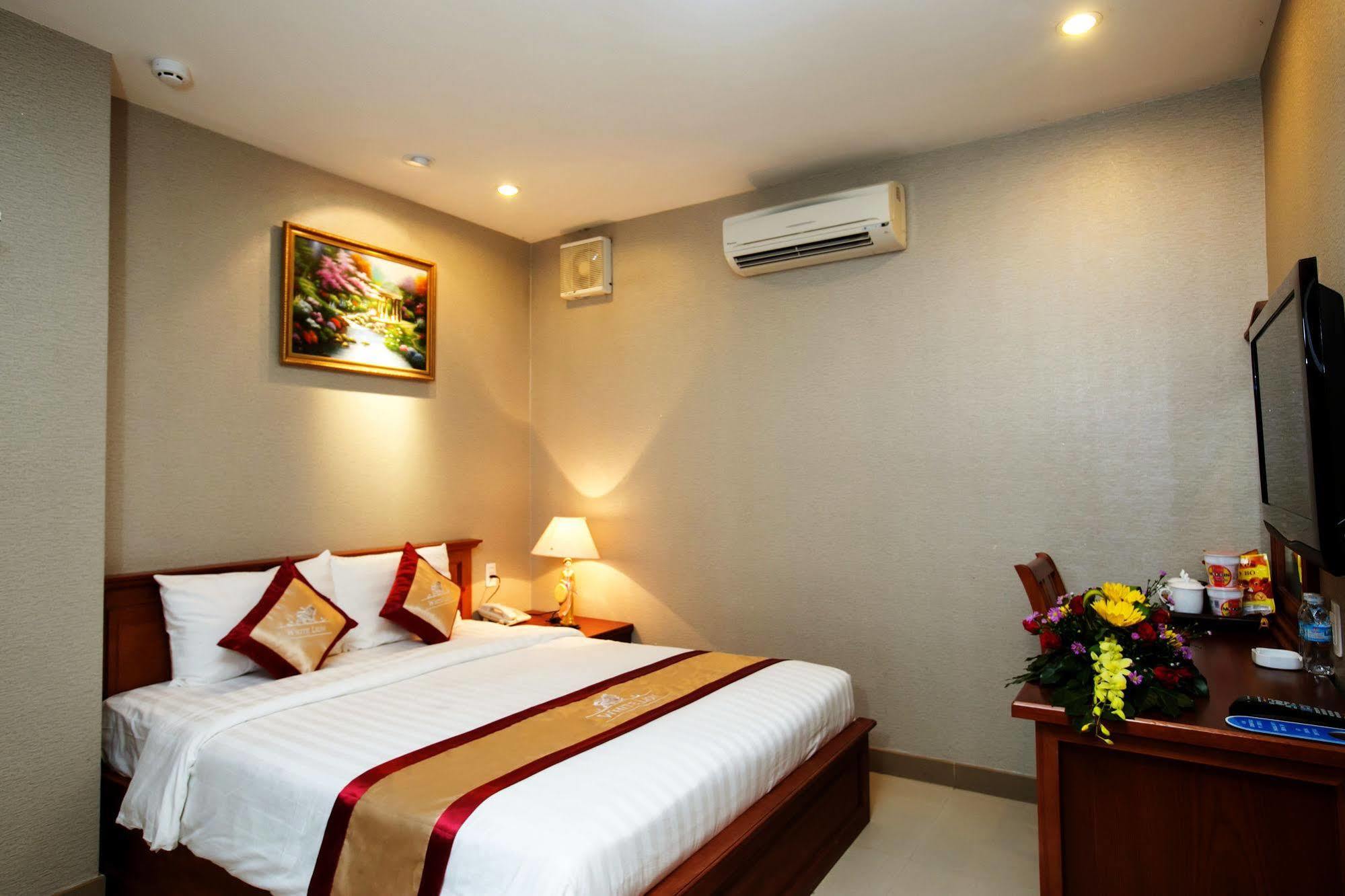 White Lion Hotel Thành Pho Ho Chí Minh Esterno foto