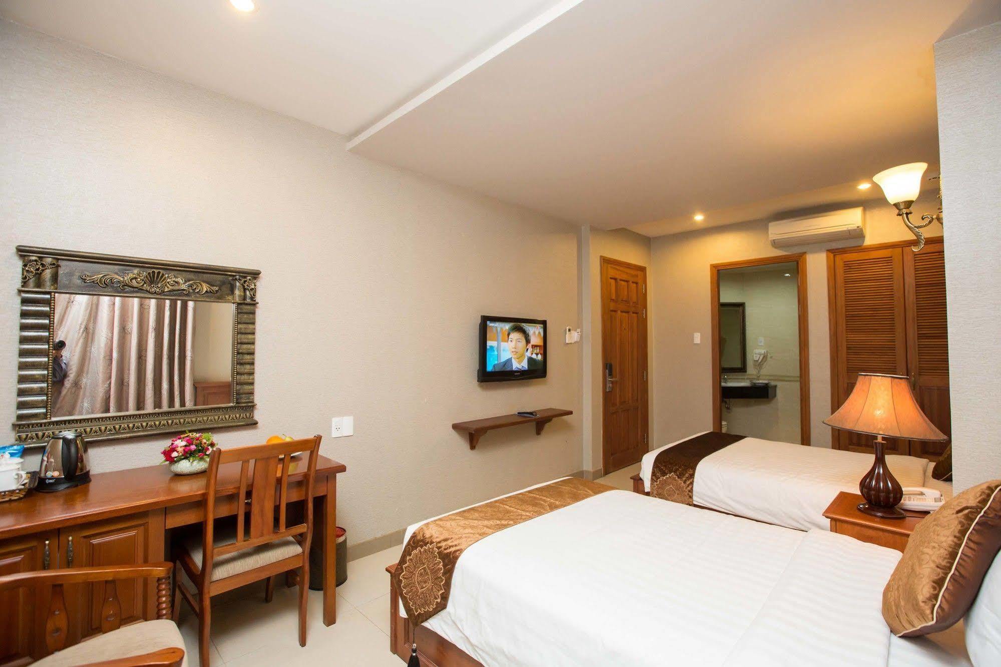 White Lion Hotel Thành Pho Ho Chí Minh Esterno foto